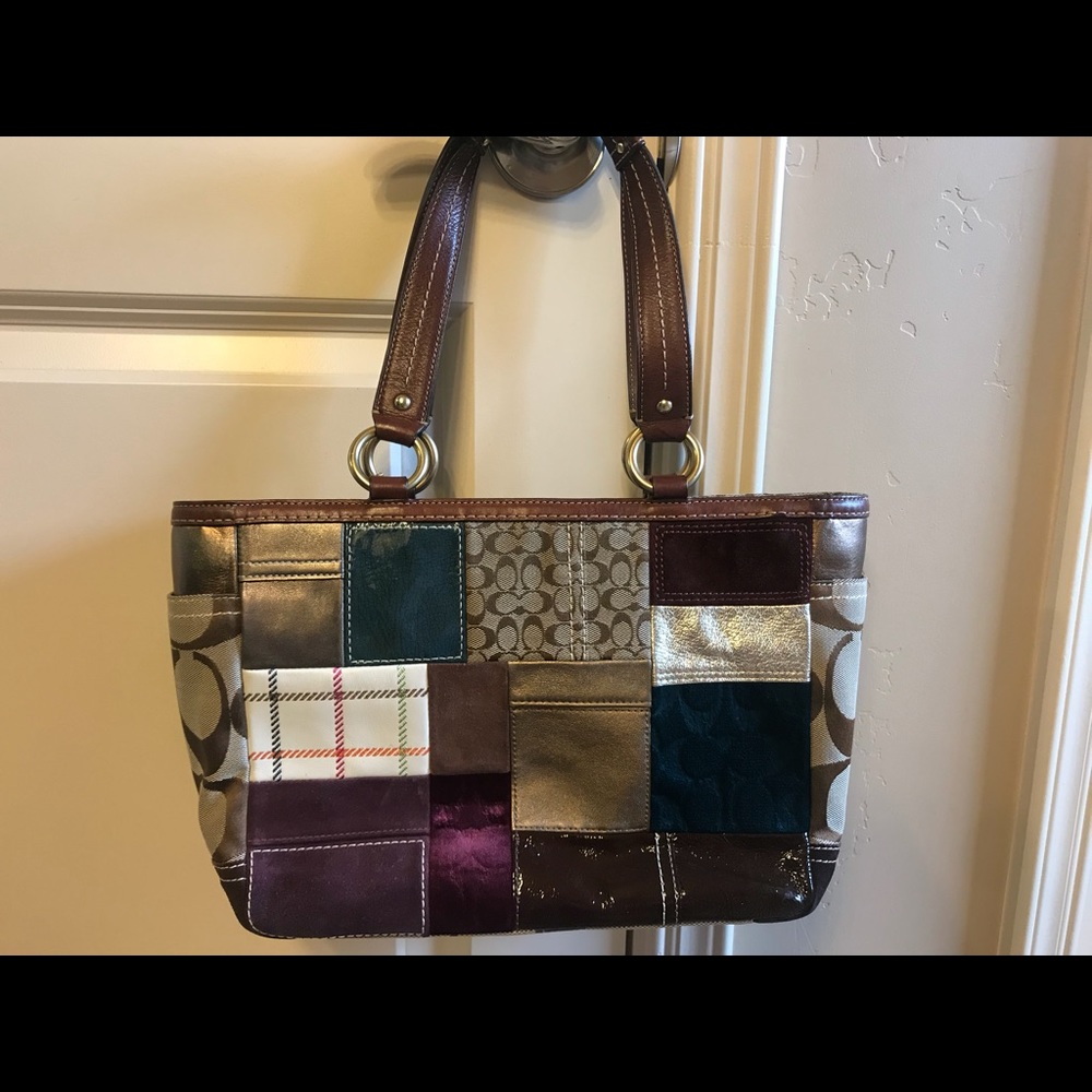 Coach limited edition Holiday patchwork tote - Picture 2 of 3